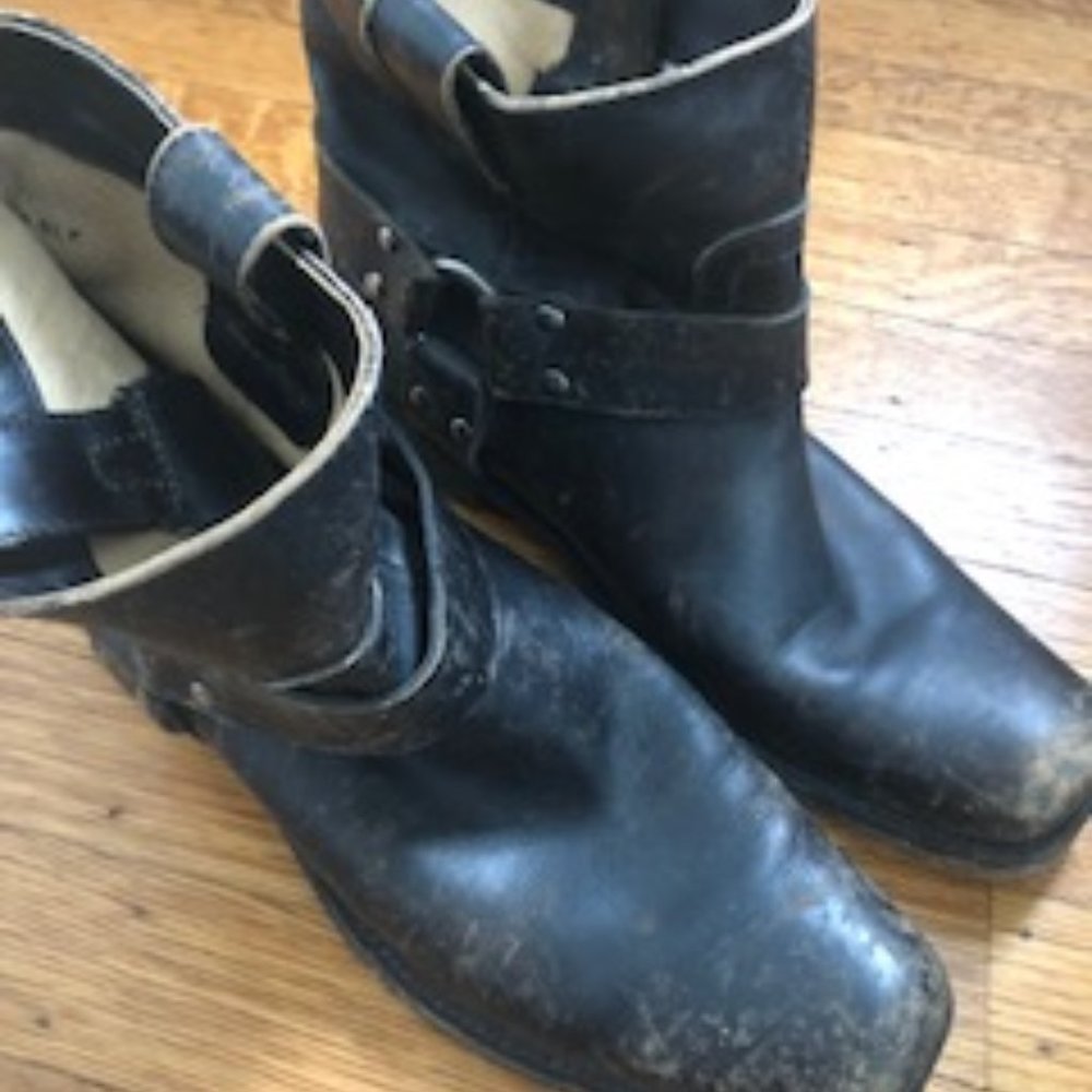 Frye Smith Harness Boot - Black - Distressed